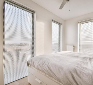 Quality-Window-Blinds-for-Bedroom-Windows